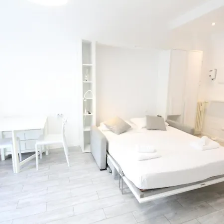 Apartman Veniero B - Dx Milánó